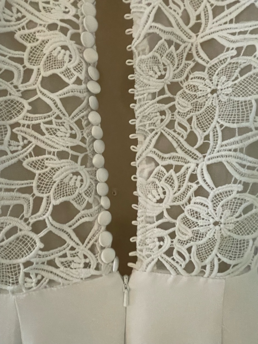 **NEW** White Lace Long-Sleeve V-Neck Dress - 6 - Picture 8 of 14